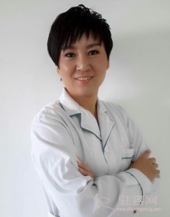 　　杨彦萍