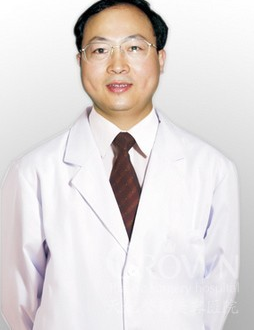 吴溯帆